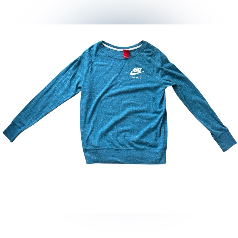 Nike Long sleeve Size (M)